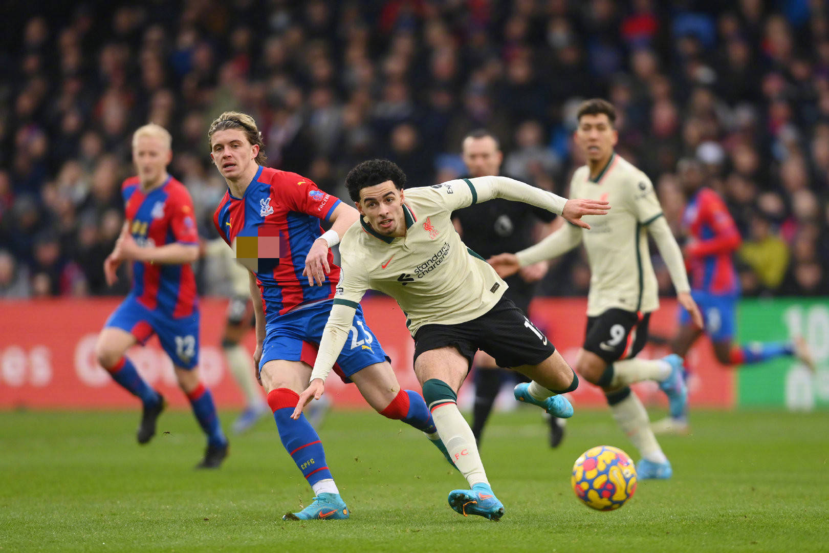 同时也给球 同时也给球